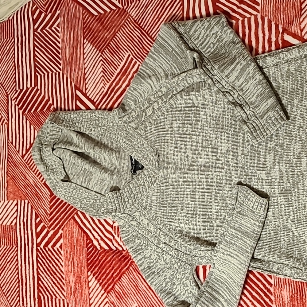 Sweater hoodie